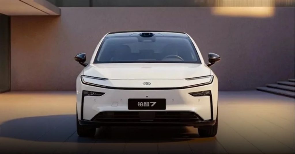 Toyota bZ7纯电旗舰年底登场  首度携手华为、小米进军中国