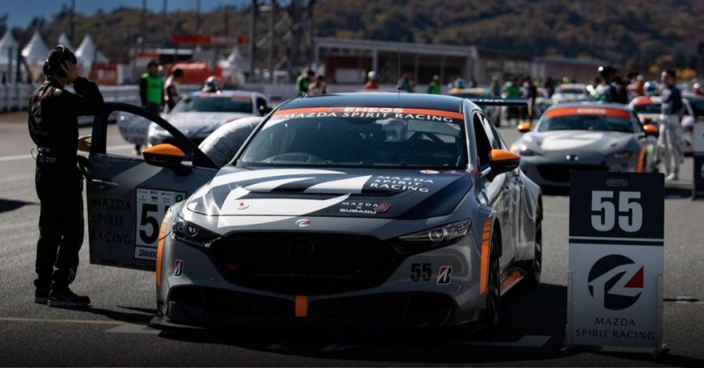 Mazda 3 Spirit Racing量产版   2.5T动力 逾300匹马力 Brembo煞车 RECARO桶椅